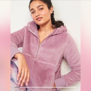 Plush Sherpa‎ Faux-Fur 1/2-Zip Hoodie